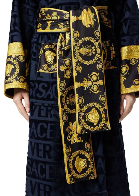 chambre versace homme|Peignoirs de Luxe pour Homme .